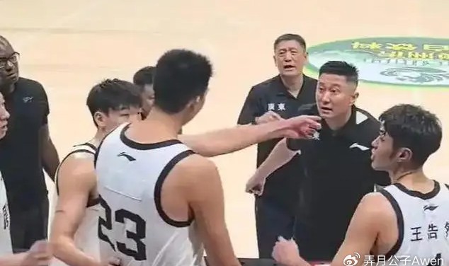 星空体育-离开杜锋1年，徐昕斩获5项荣誉、3数据联盟前2！球迷：陈家政赶紧走|广东|多诺万-米切尔|郭士强|nba|克利夫兰骑士队_新浪体育_新浪新闻