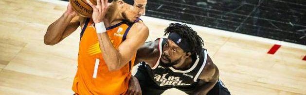 星空体育官网下载入口-面具侠布克出师不利 儿时偶像或助他找回信心